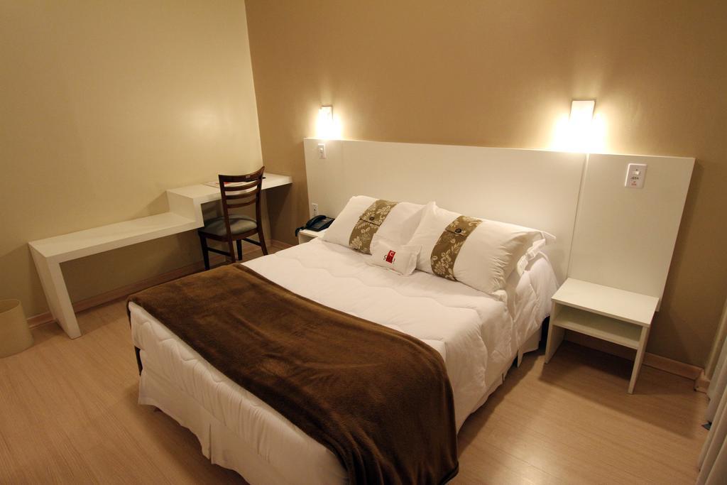 Hotel Curi Executive Pelotas Kamer foto