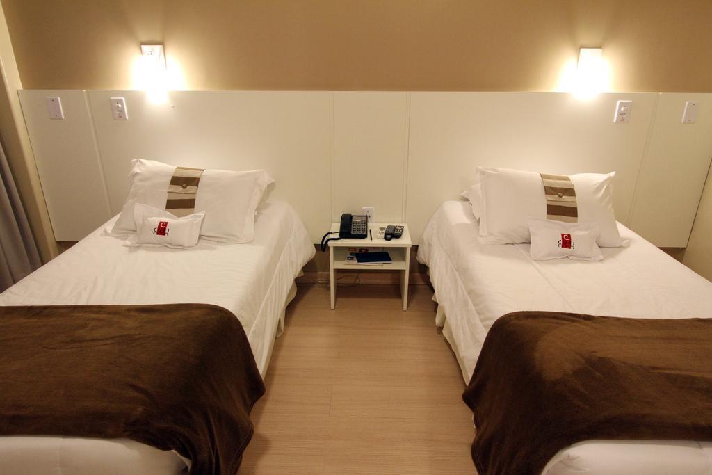 Hotel Curi Executive Pelotas Kamer foto