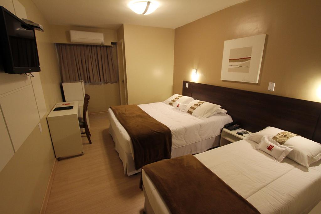 Hotel Curi Executive Pelotas Kamer foto