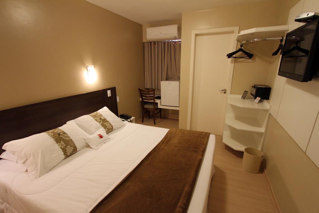 Hotel Curi Executive Pelotas Kamer foto