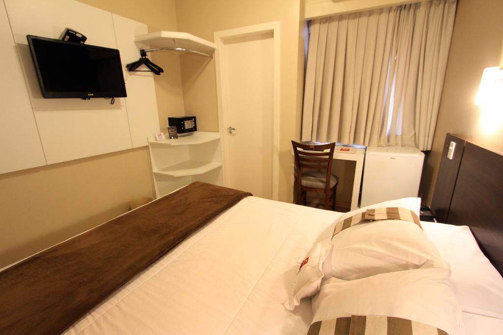 Hotel Curi Executive Pelotas Kamer foto