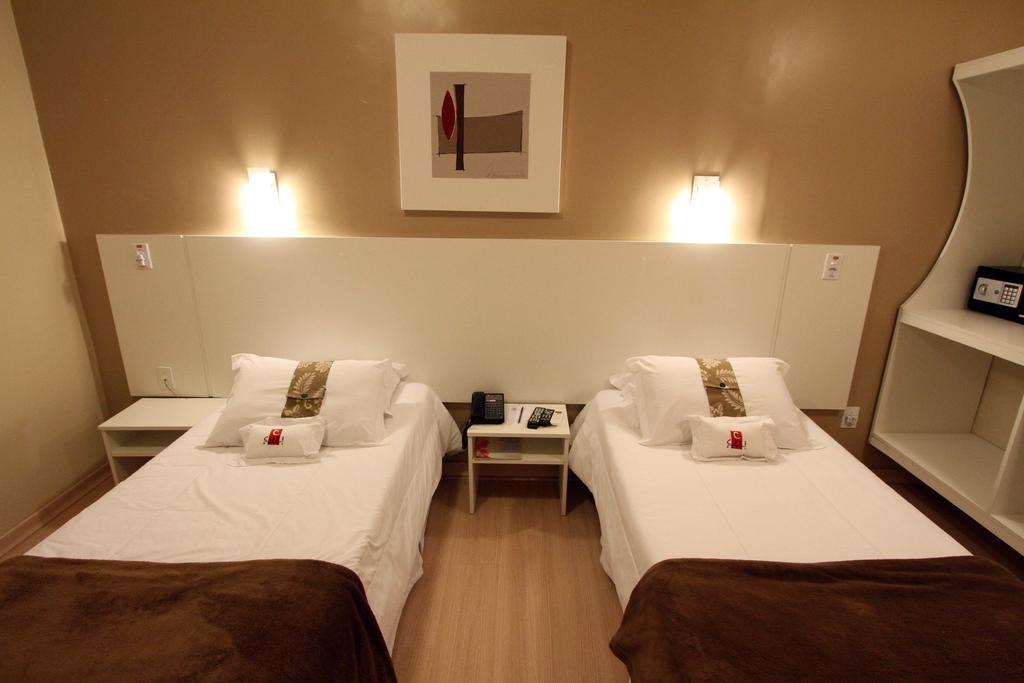 Hotel Curi Executive Pelotas Buitenkant foto